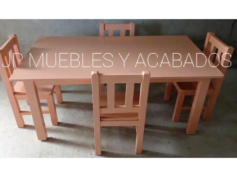 Mesa básica rectangular beige Guayaquil