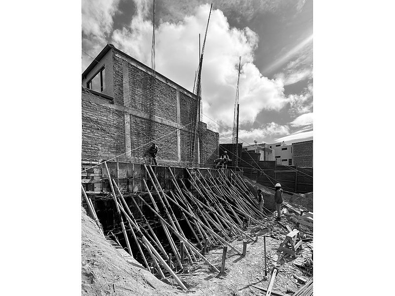 Construcción vivienda  urbana Ecuador