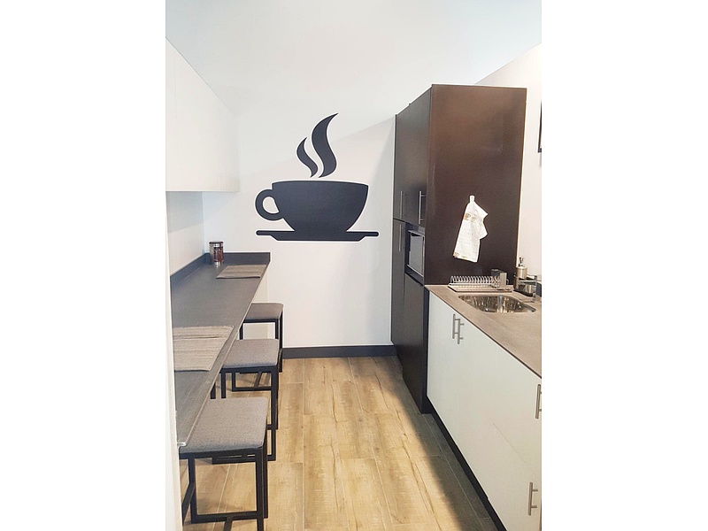 Diseño Cocina cafetería en paralelo Ecuador 