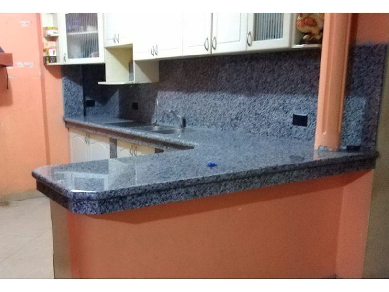 Mesones porcelanato Negro Intenso Ecuador