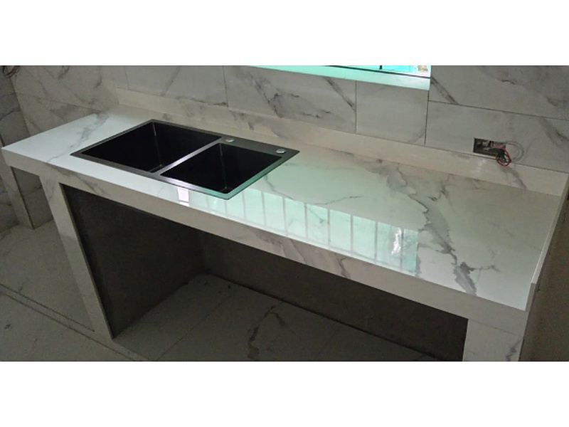 Mesones porcelanato Blanco Carrara Ecuador