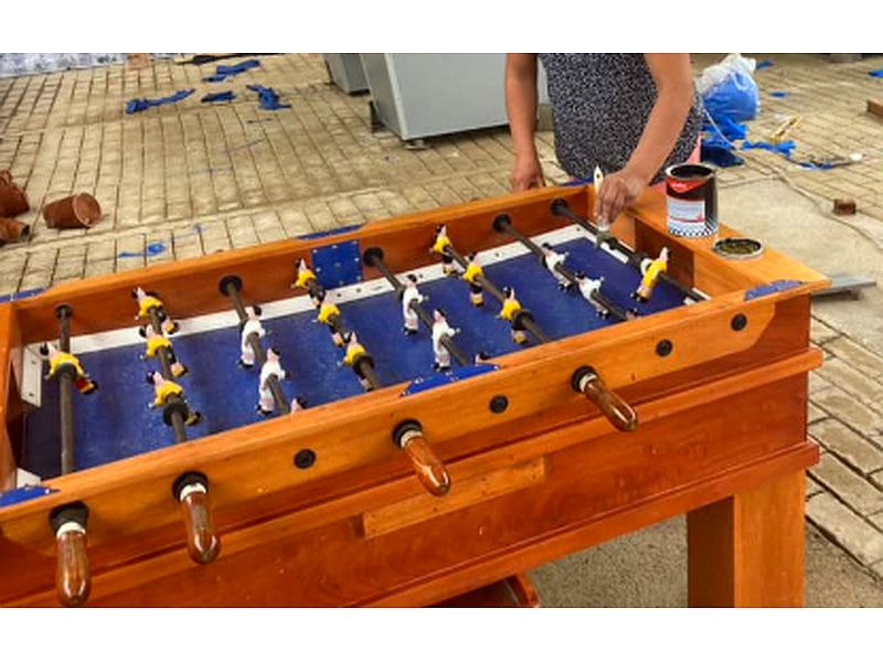 Limpieza de mesas de futbolin Ambato 