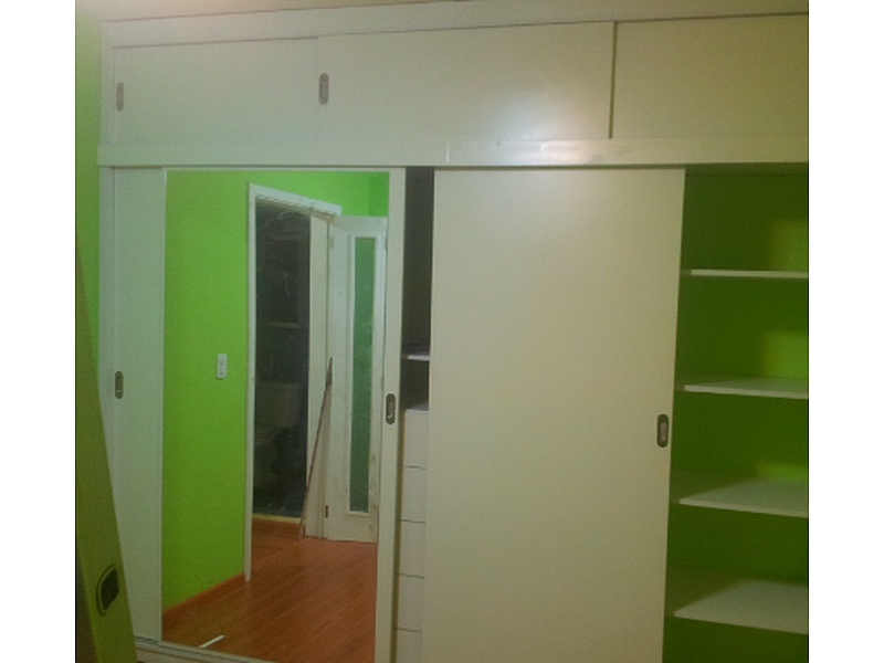 Closet color verde Ambato 