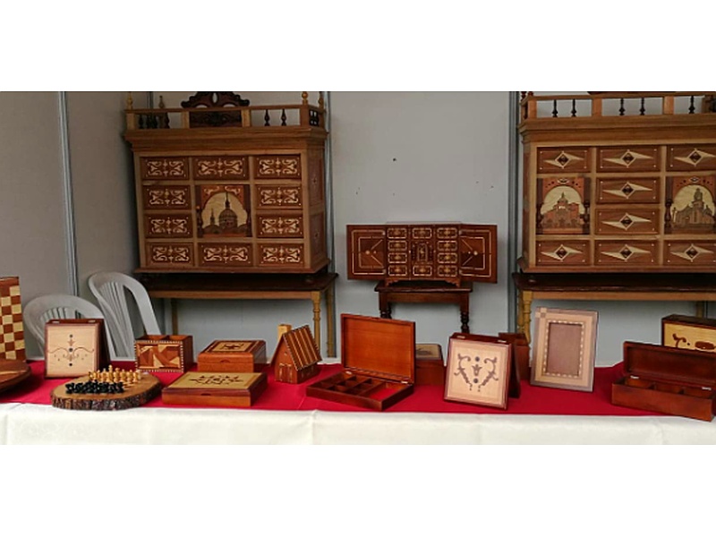 Decoraciones en madera Cuenca 