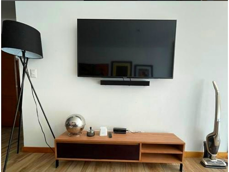 Mueble TV lacado Ecuador