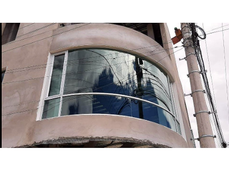 Ventana Aluminio Oscuro Ecuador