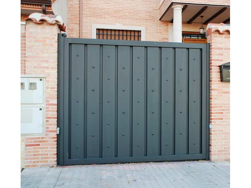 Puerta Garaje Seccional PVC Ecuador