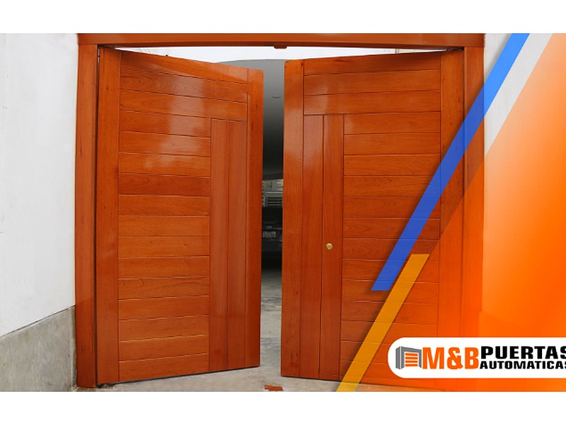 Puerta Garaje Estilo Contemporáneo Ecuador