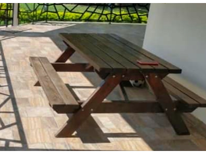 Mesa Madera Roble Oscuro Ecuador