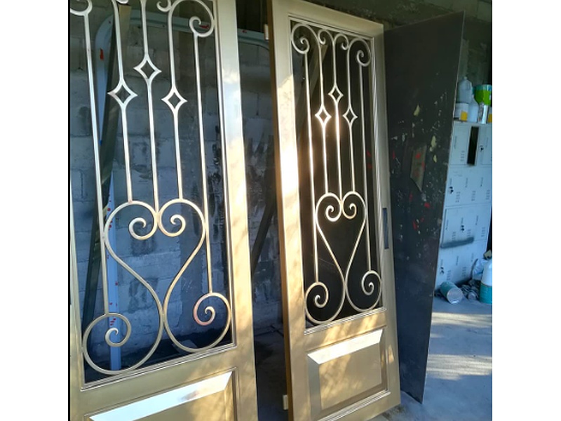 Puerta Entrada Oro Roble Ecuador