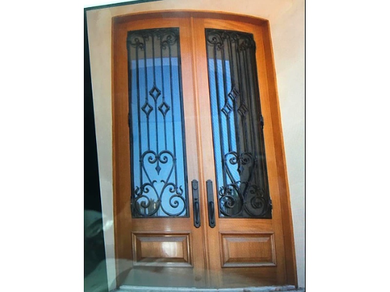 Puerta Entrada Nogal Ecuador