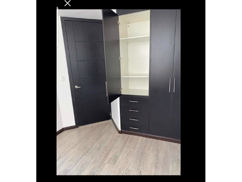 Closet lacado negro Ibarra 