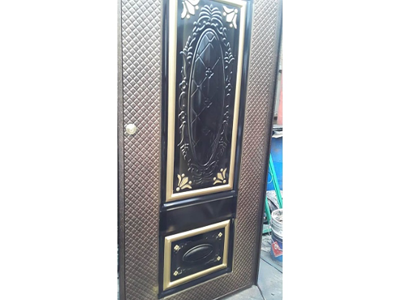 Puerta Cerezo Gucci Ecuador