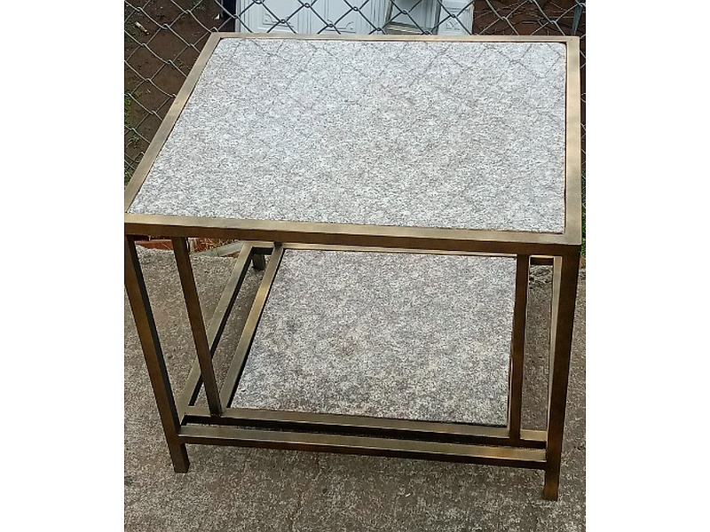 Mesa con Base de Mármol Ecuador
