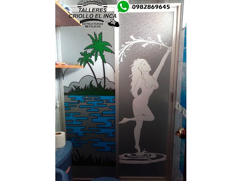 PUERTA CORREDIZA DE BAÑO EN ALUMINIO ECUADOR