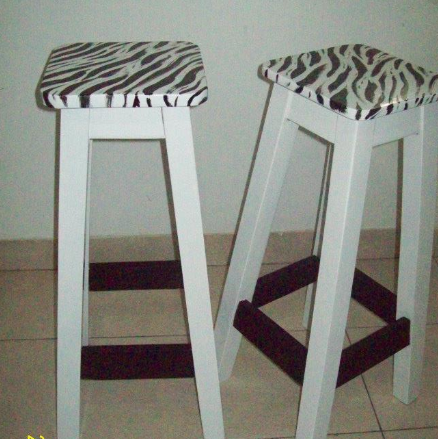 Taburetes de madera Ecuador