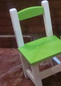 Silla pequeña de madera Ecuador