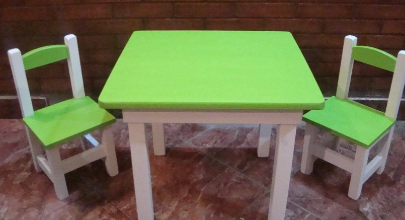 Comedor pequeño blanco verde Ecuador