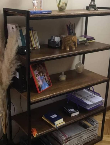 Estantería moderna para dormitorio Ecuador