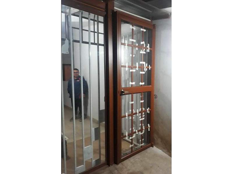 Puertas con Aluminio Quito 