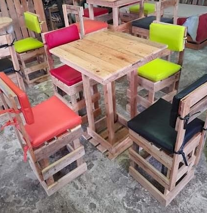 Comedor madera Cayambe Carpintería Menquin