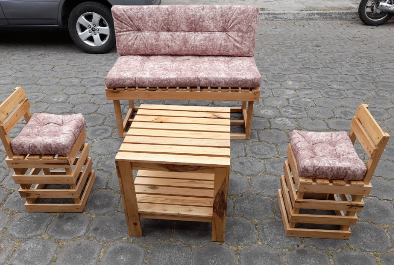 Comedor exterior Ambato Carpintería Menquin