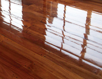 Piso parquet Puyo Máster