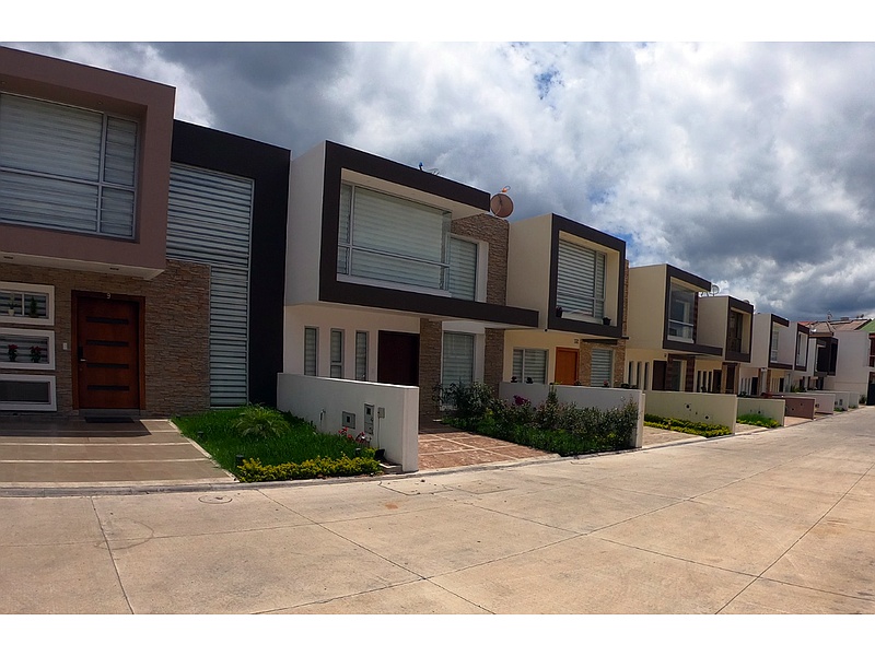 Diseño Arquitectónico Cañar 2C ARQ