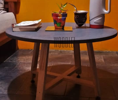 Mesa Redonda de Jardín Ecuador