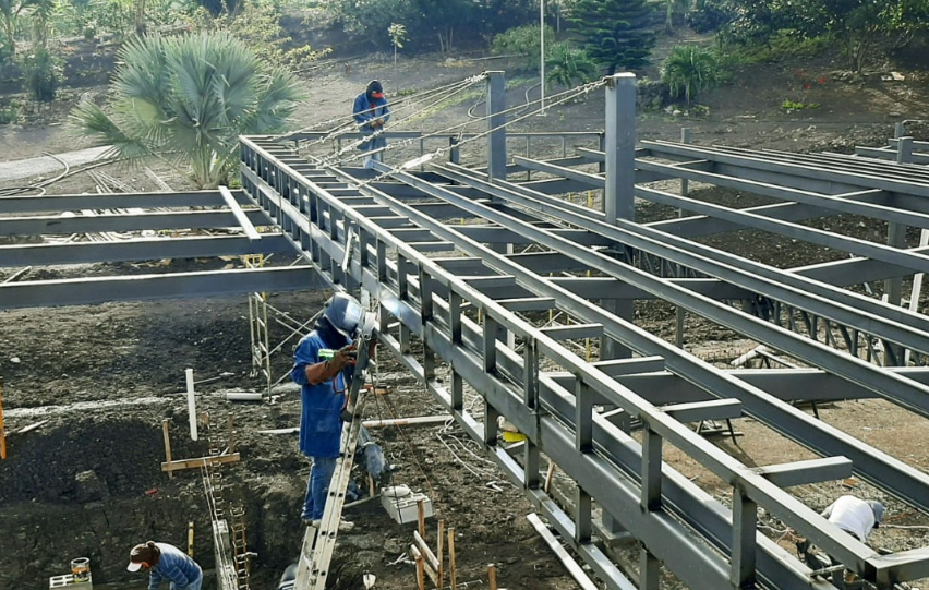 Instalación de Estructuras Metálicas para Techos  Ecuador