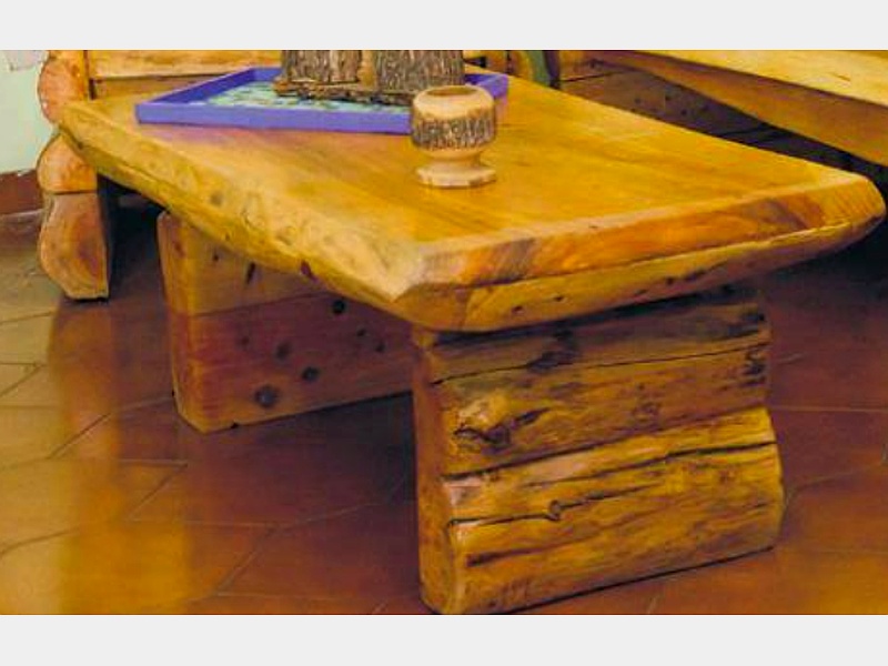mesa pequeña rustica ecuador