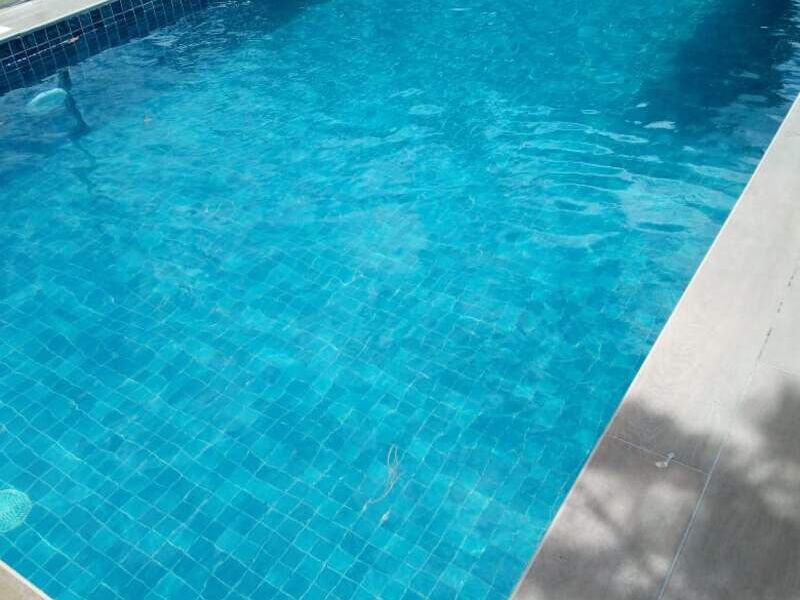 Diseño y equipamiento de piscinas en Quito