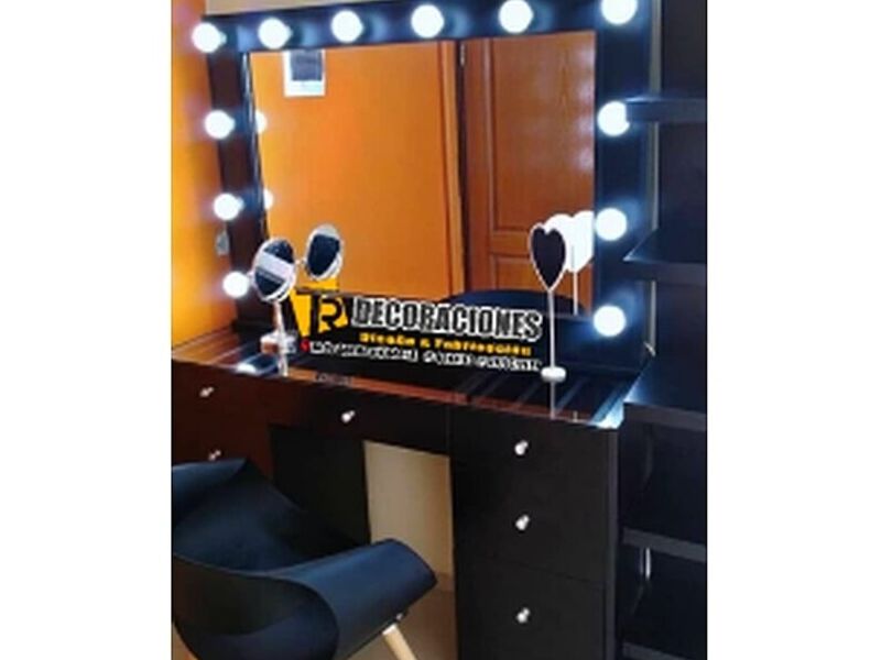 Peinadora 12 focos negro Ecuador