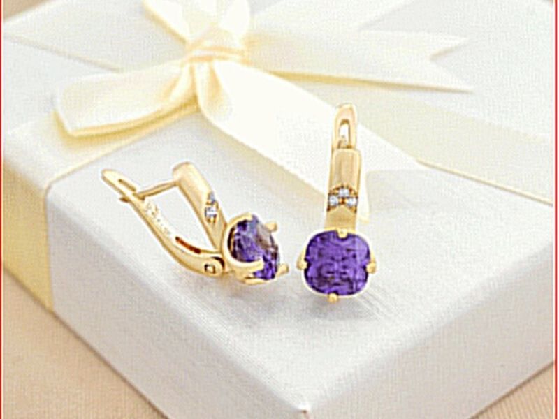 Argollas con circón grande lila Quevedo