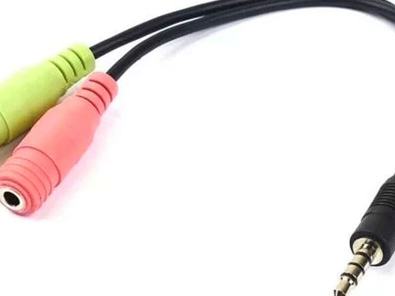 ADAPTADOR AURICULARES Y MICRÓFONO ECUADOR