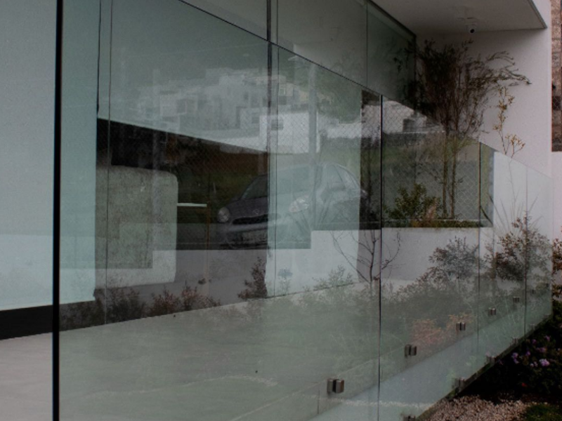 VIDRIO TEMPLADO ORELLANA