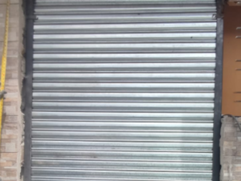 PUERTA ACERO CARCHI