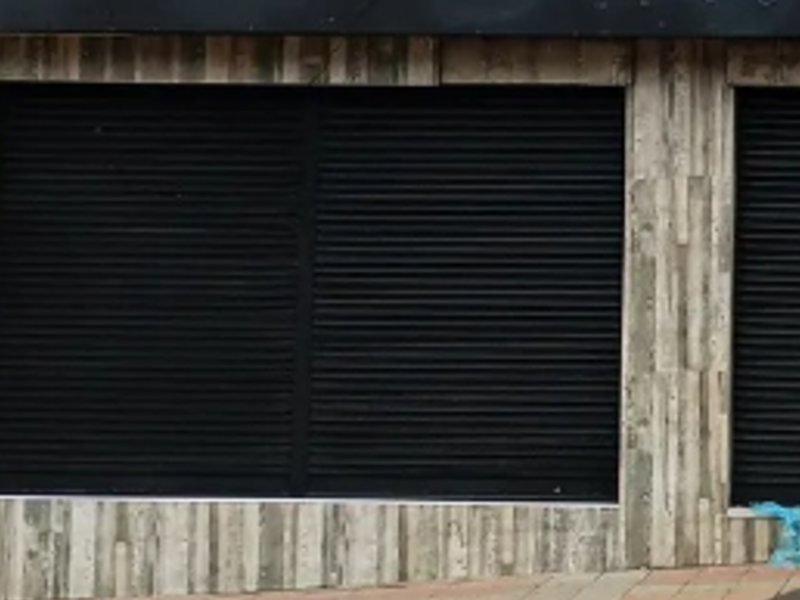PUERTA ACERO ECUADOR