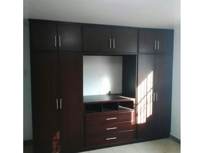 Mueble para TV funcional Quito