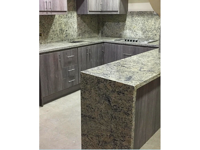 Meson Granito Ecuador