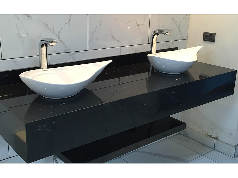 Mesón Baño Marmol Negro Ecuador