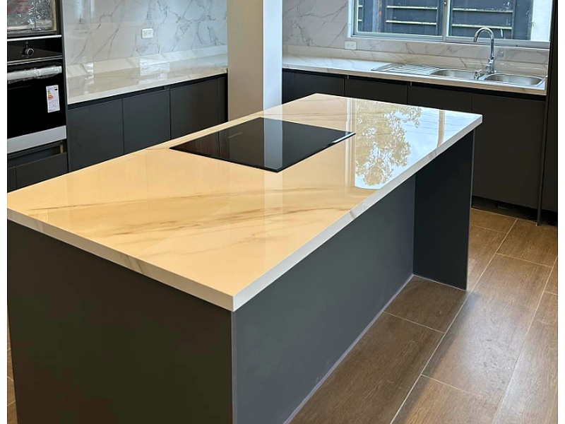 Mesón Cuarzo Elegante Ambato