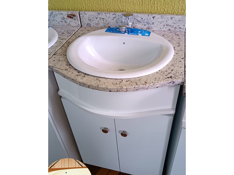 Mueble Pequeño Baño Blanco Quito