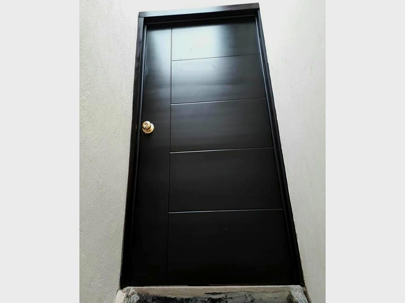 puerta negra ecuador