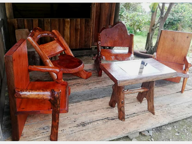 juego mesa cafe 4 sillas ecuador