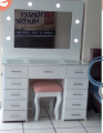 Mueble peinadora con luz LED Ecuador