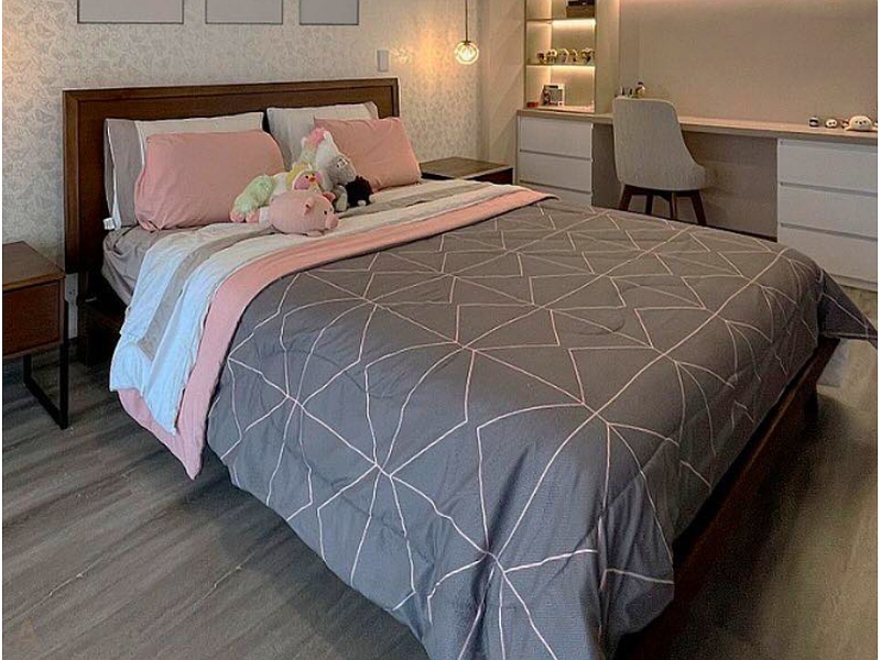 Cama Elegante Diseñador Ecuador