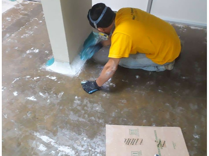 Instalación pisos epóxicos Quito
