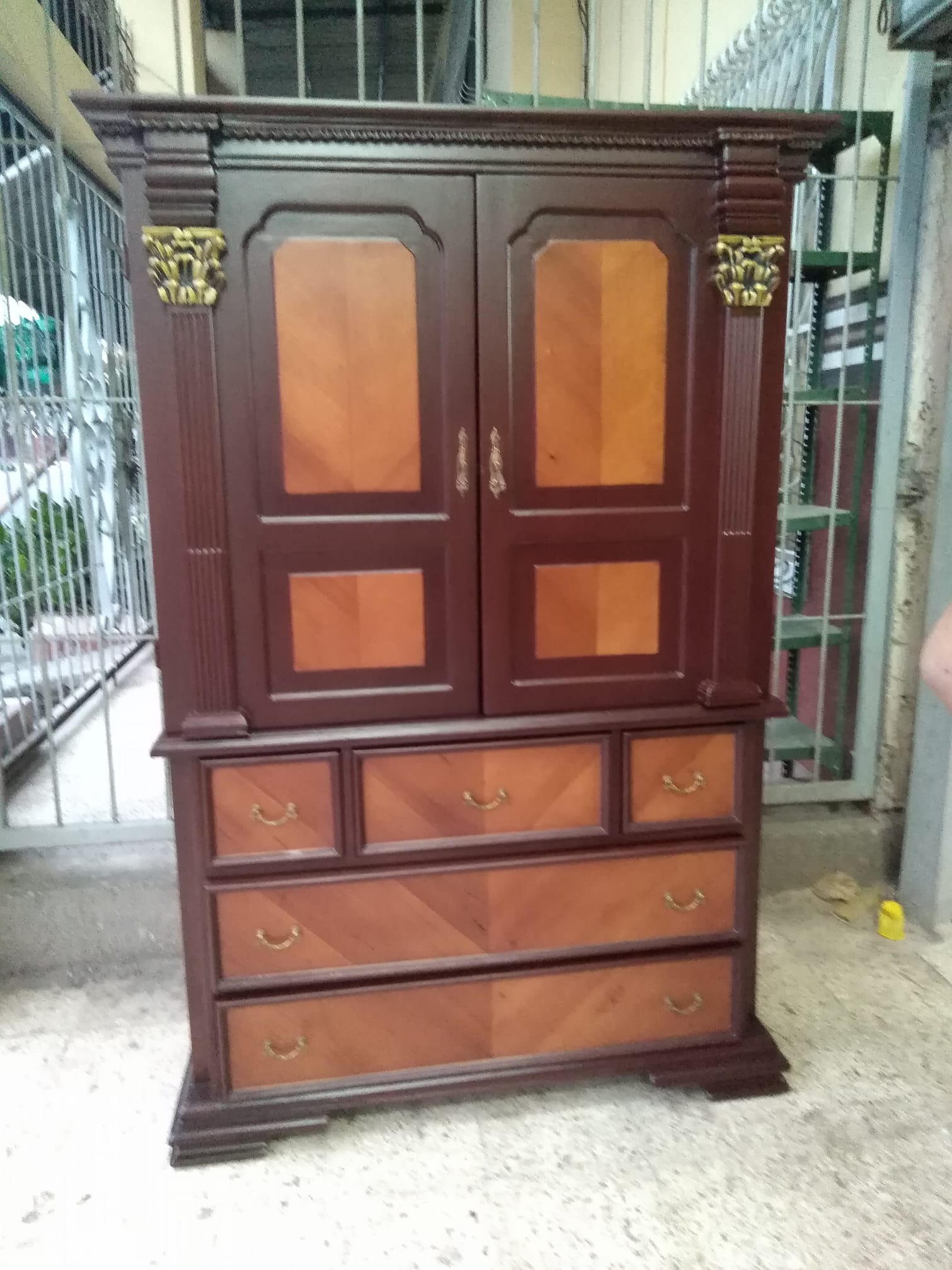 Armario de madera Ecuador Mueblería Jiménez Guayaquil 