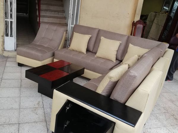 Juego de muebles color blanco y marrón Ecuador Mueblería Jiménez Guayaquil 
